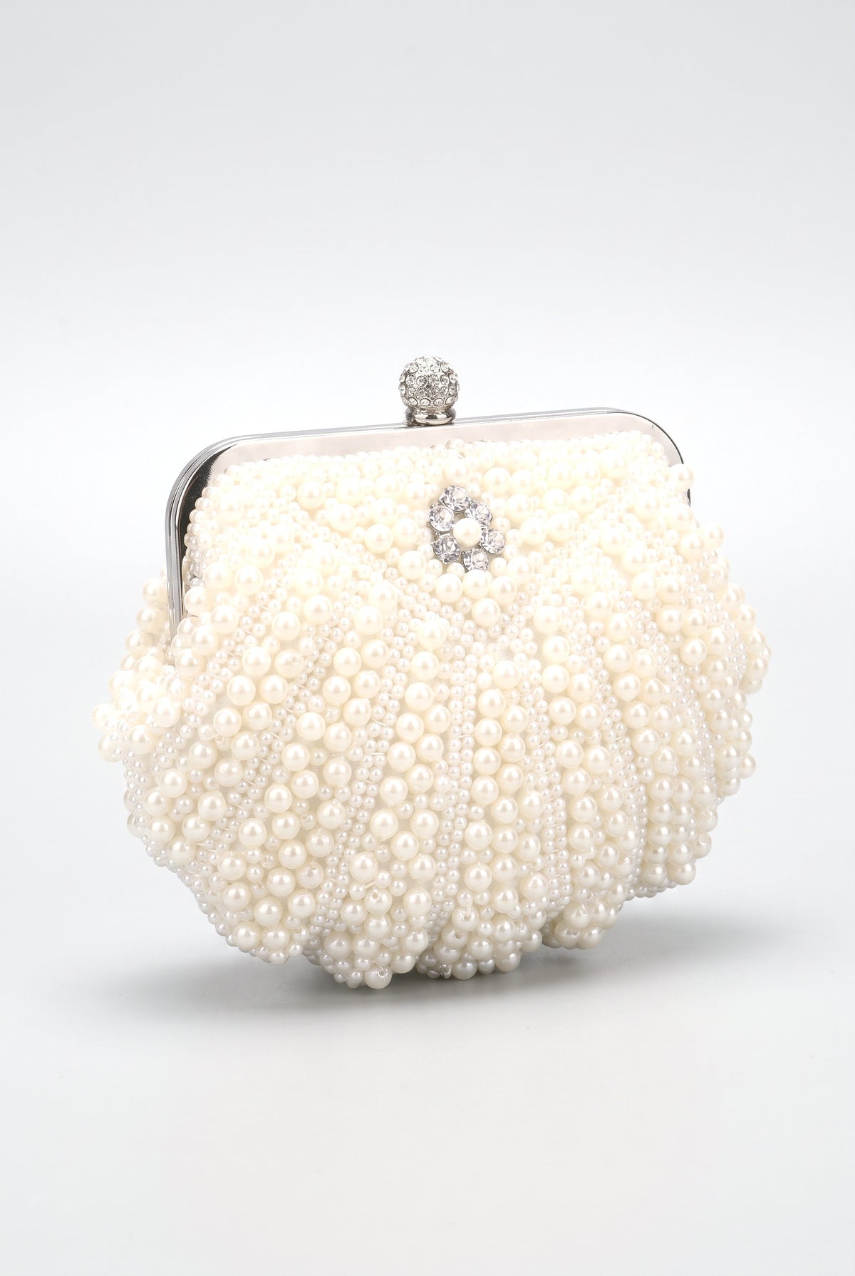 Evening Personalized Shell Pearl Bag, milky