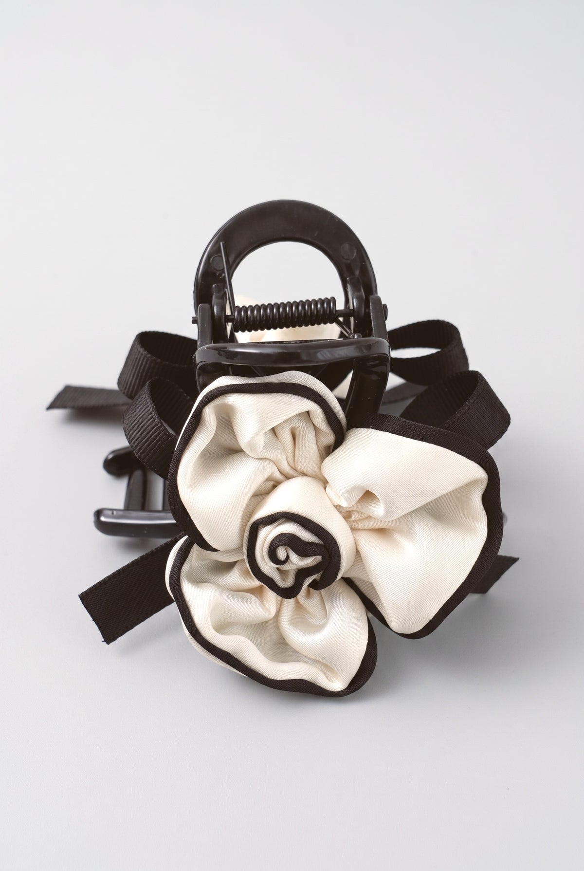 Camellia Hairpin, white