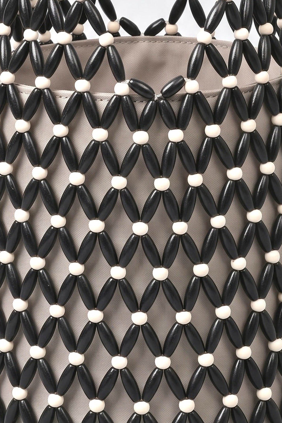 Hollow Woven Bucket Bag, fabric detail