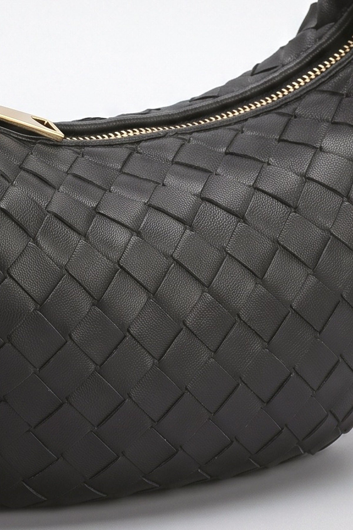 Braided Horn Knotted Tote Bag, fabric detail