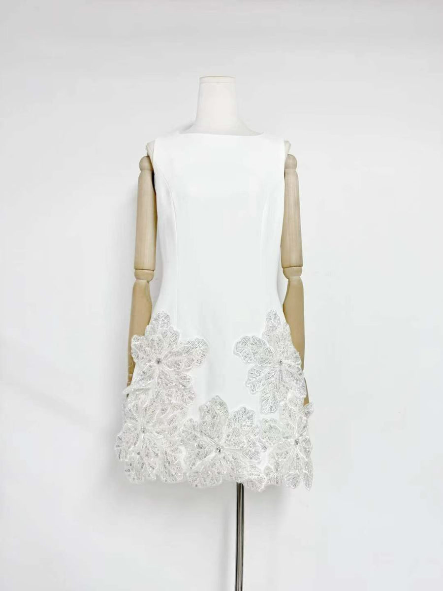 White Sleeveless Short Homecoming Dress