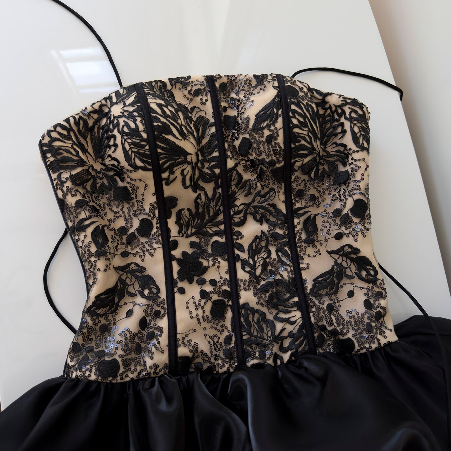 Black Lace Spaghetti Strap Short Homecoming Dress