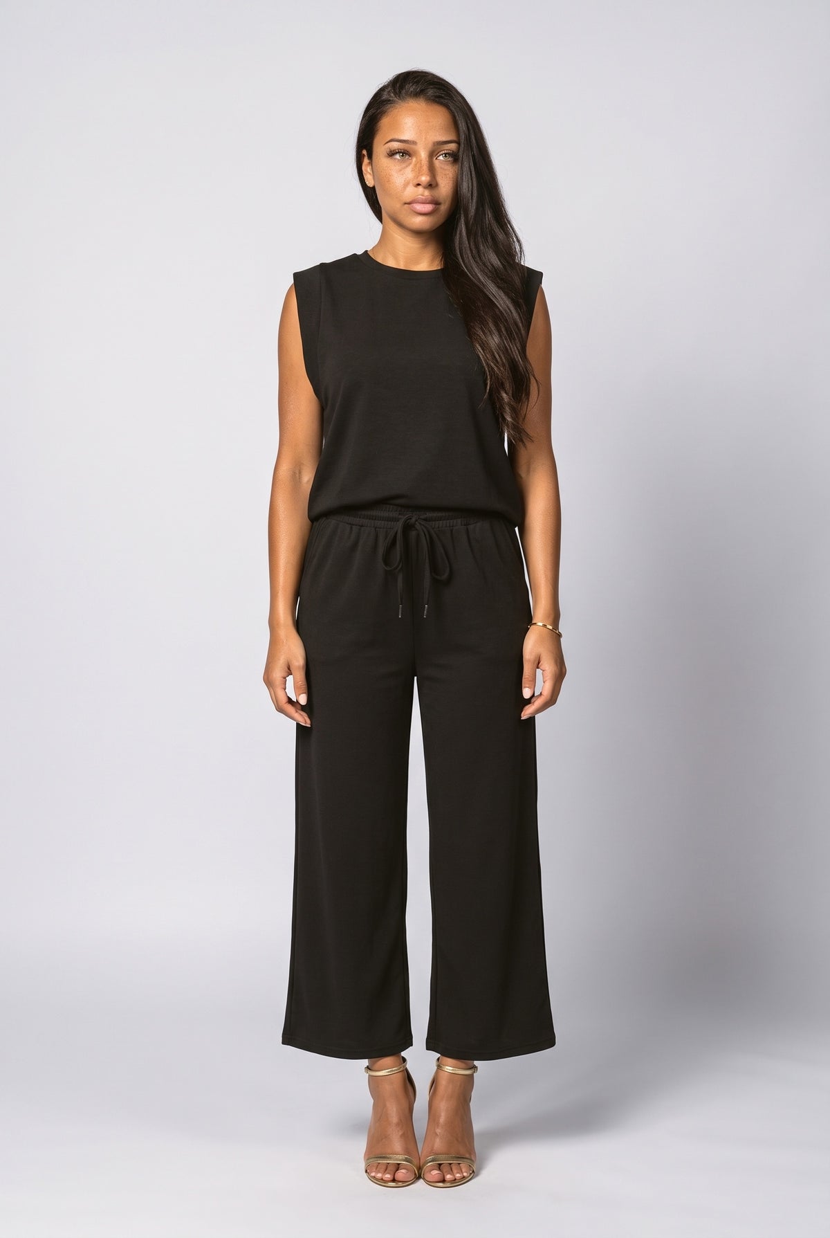 Sleeveless Two Piece Outfit