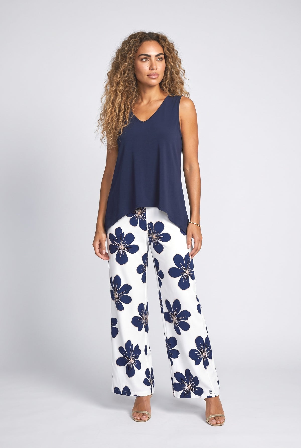 V-Neck Print Sleeveless Two Piece Outfit