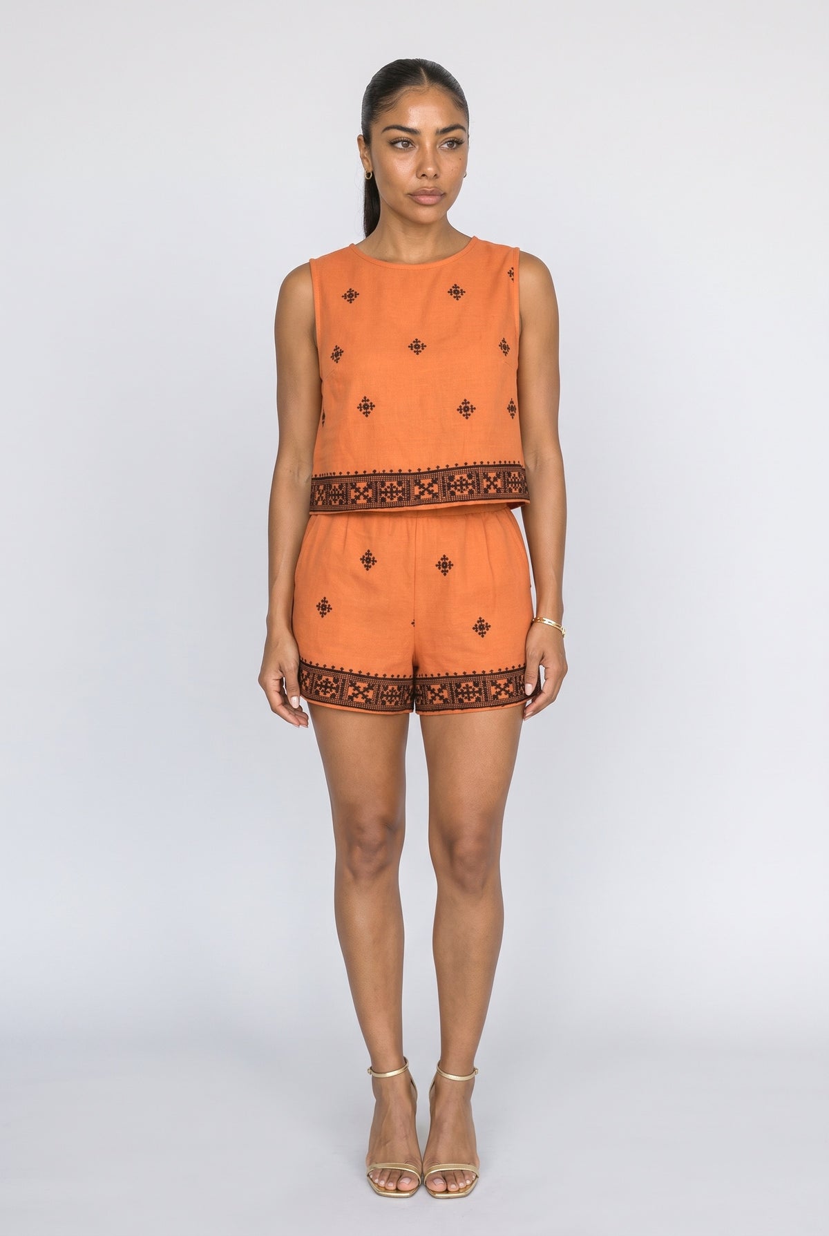 Sleeveless Two Piece Outfit