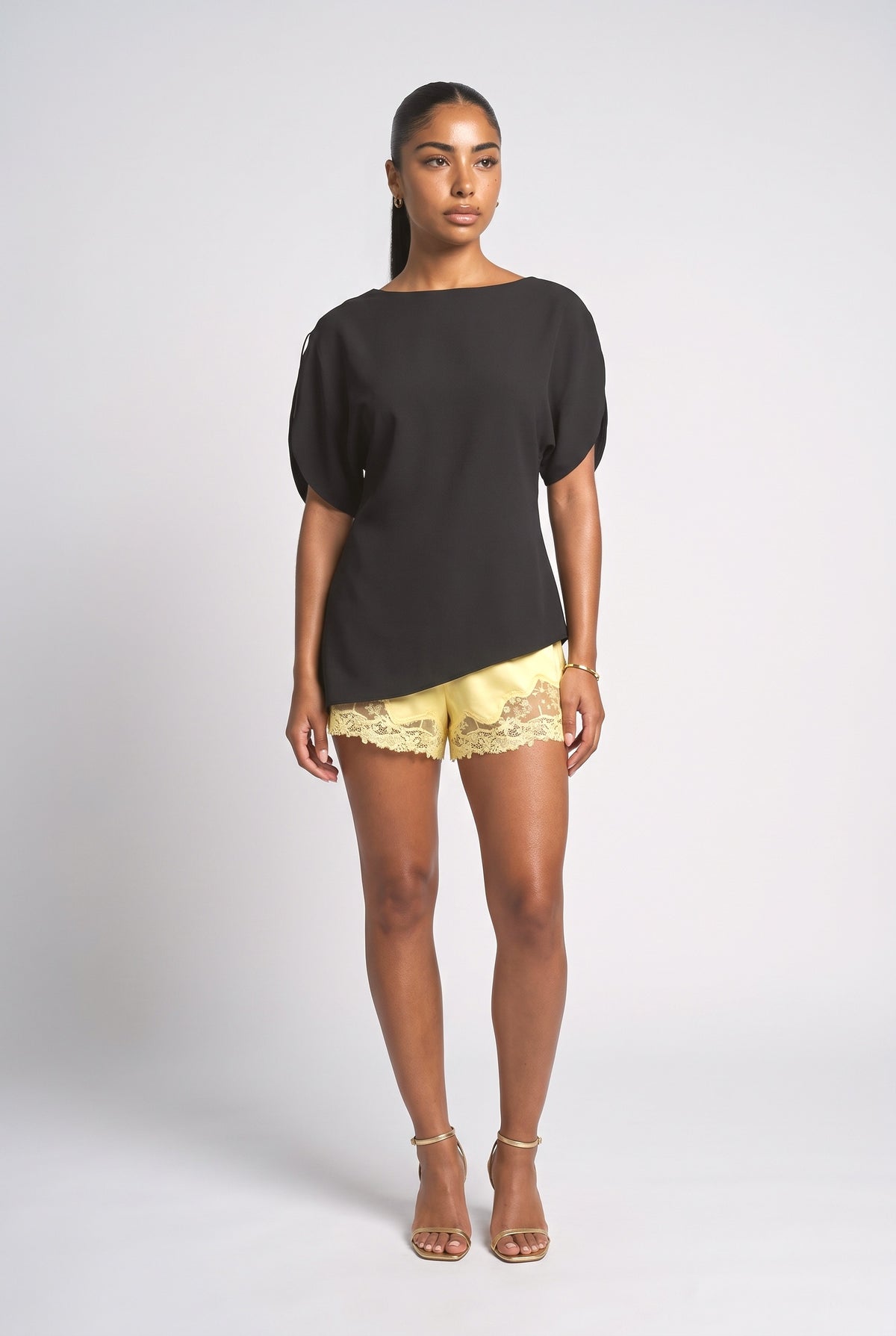 Boat Collar Irregular Hem Shirt and Lace Shorts Set, black yellow