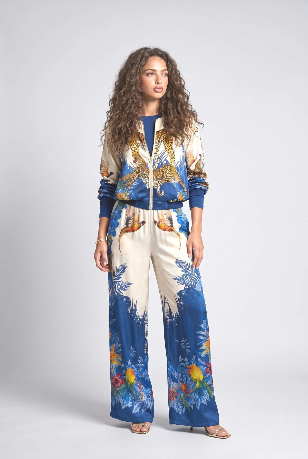 Long Sleeve Top, blue pants