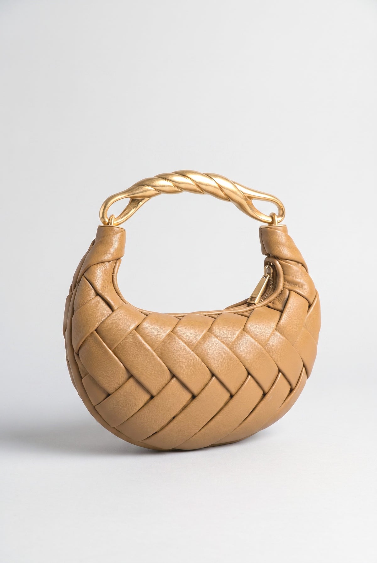 Metal Handle Woven Shoulder Bag, caramel