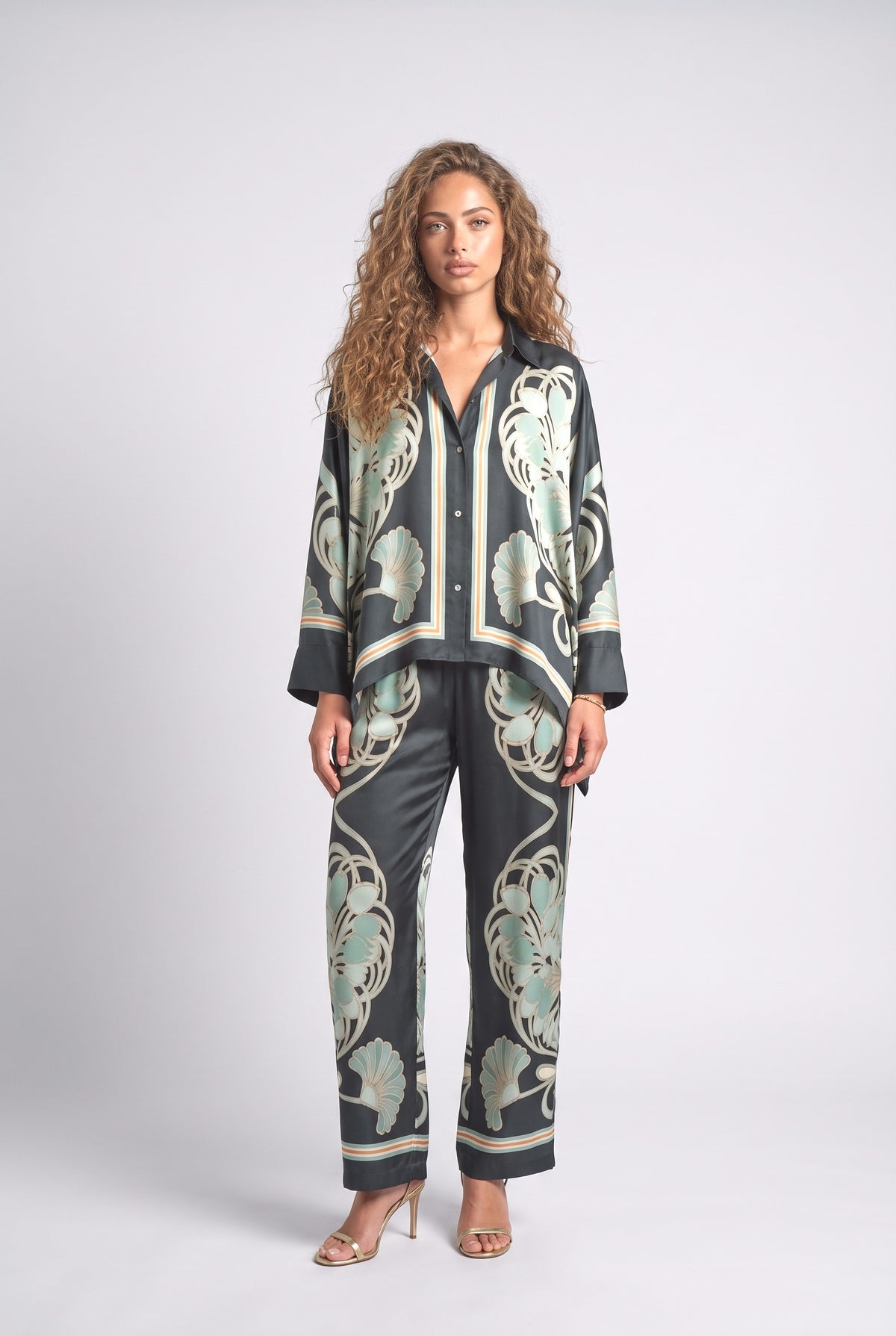 Abstract Satin Outfit Set, green top