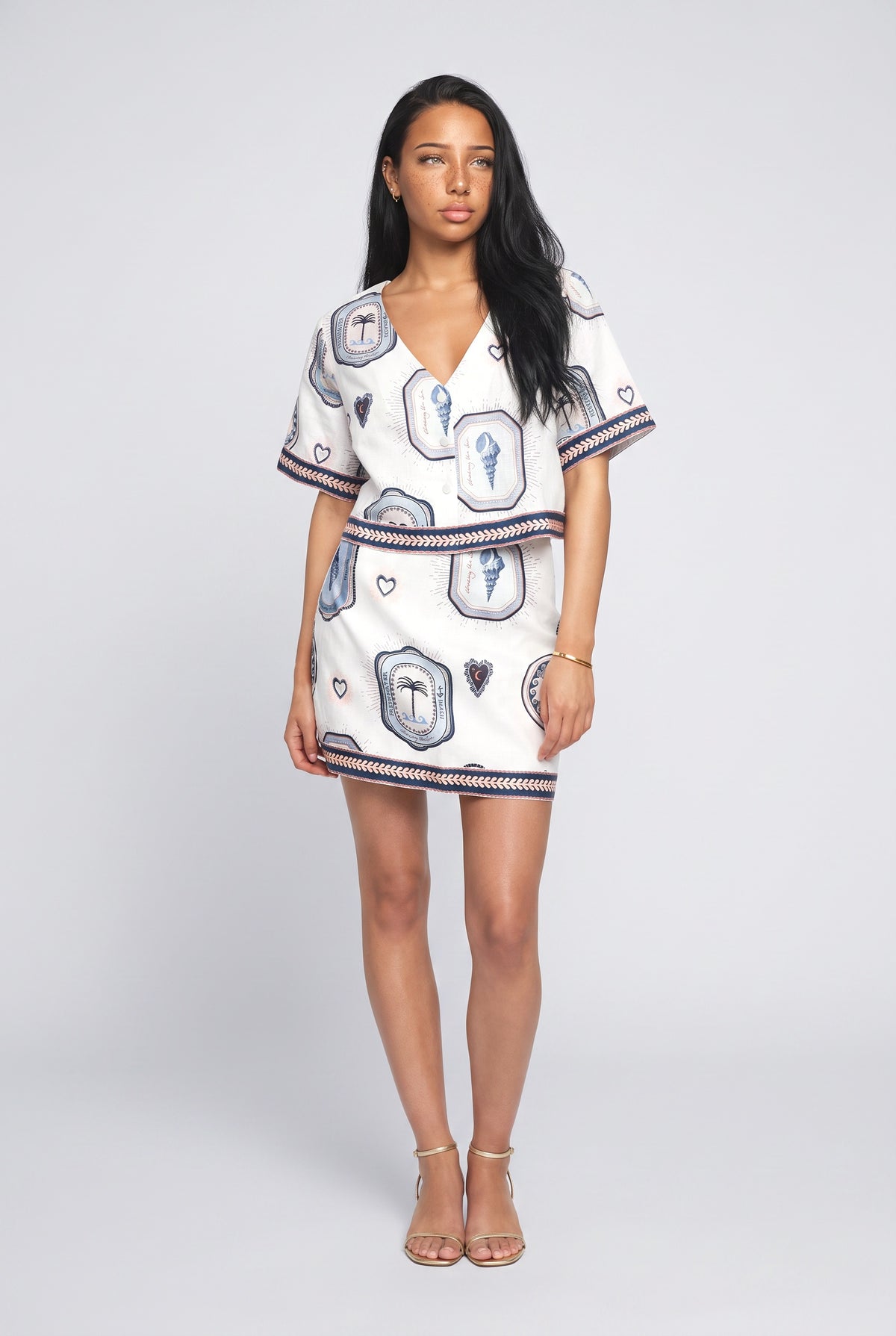 A-Line Outfit Set, white skirt
