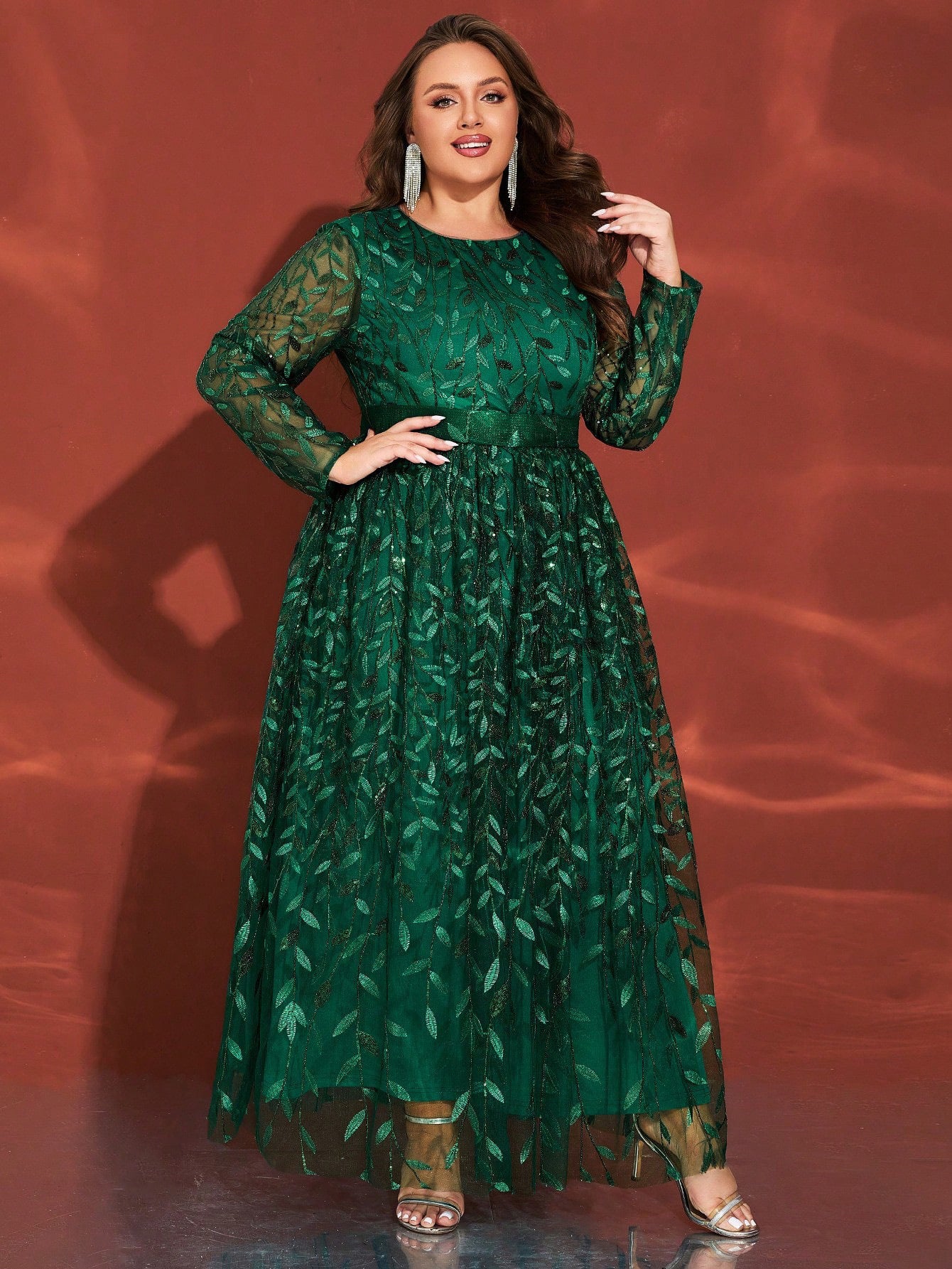 Green Tulle Round Neck Plus Size Formal Dress