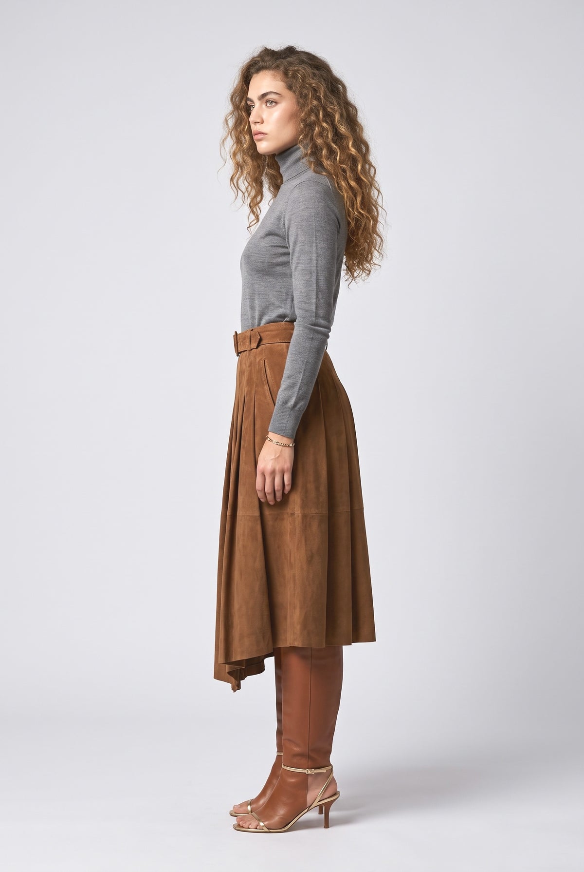 Multicolor Pleated Skirt Set, back view