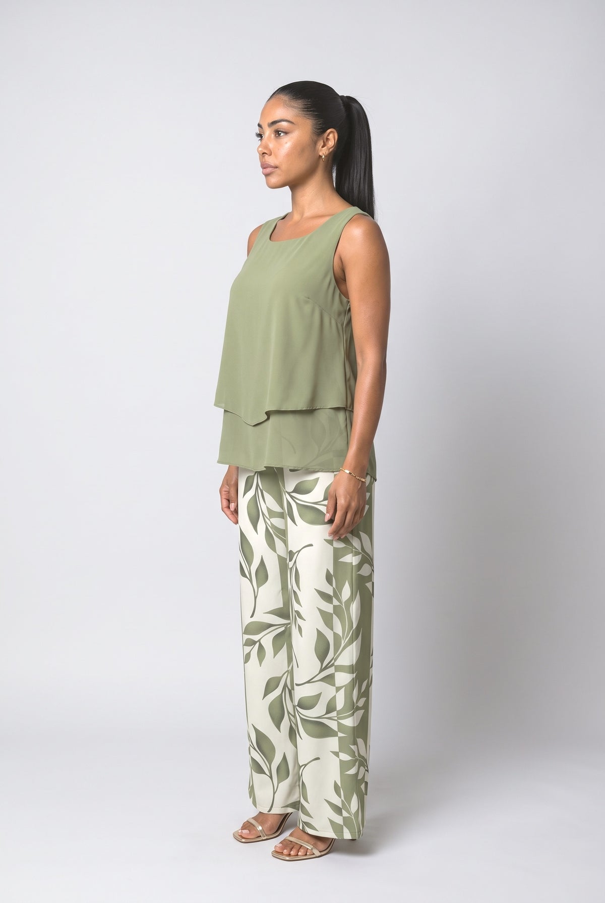 Sleeveless Flowy Two Piece Outfit, back view