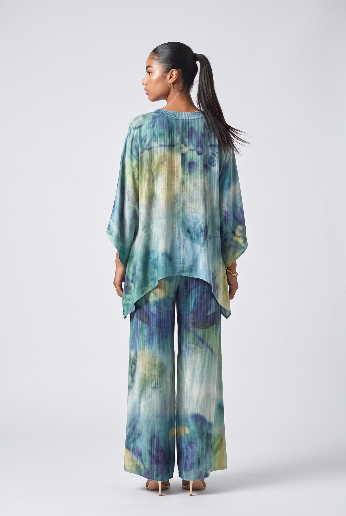 Blue Tie-Dye Batwing Sleeve Outfit Set, back view