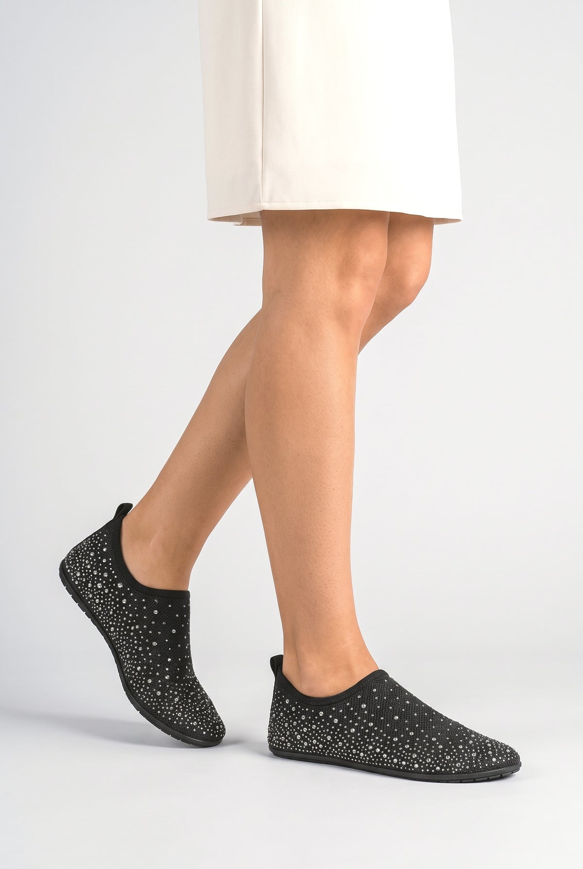 Casual Shoes Women, worn, shown to scale