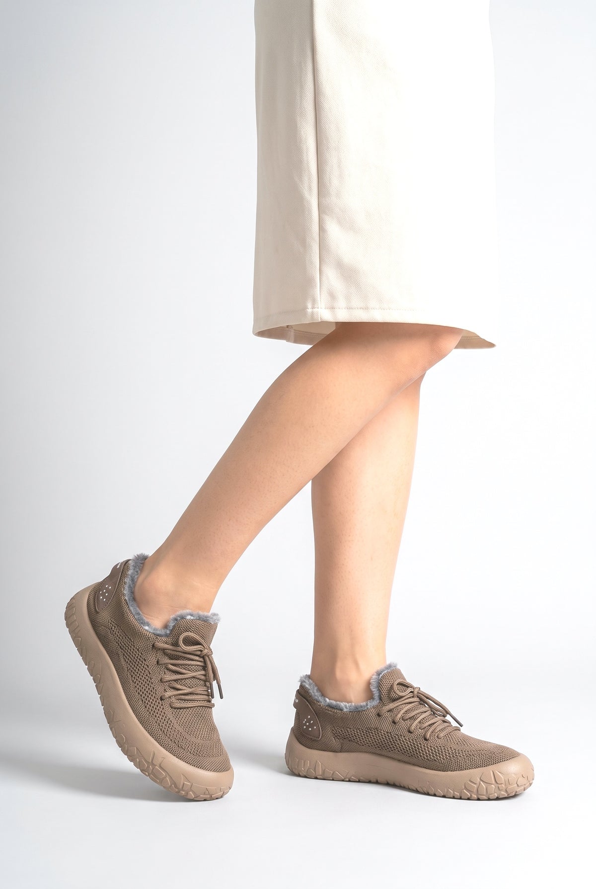 Casual Shoes Women, worn, shown to scale