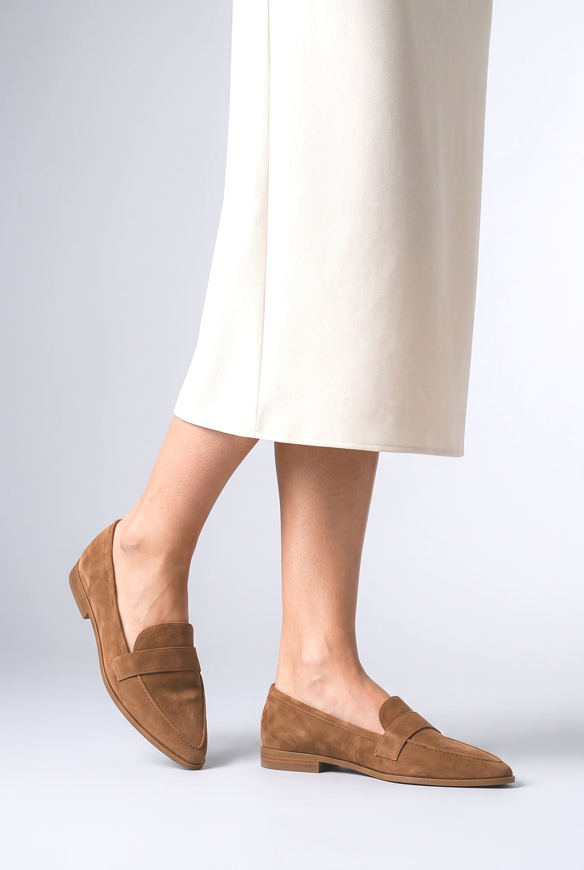 Loafers Women, worn, shown to scale