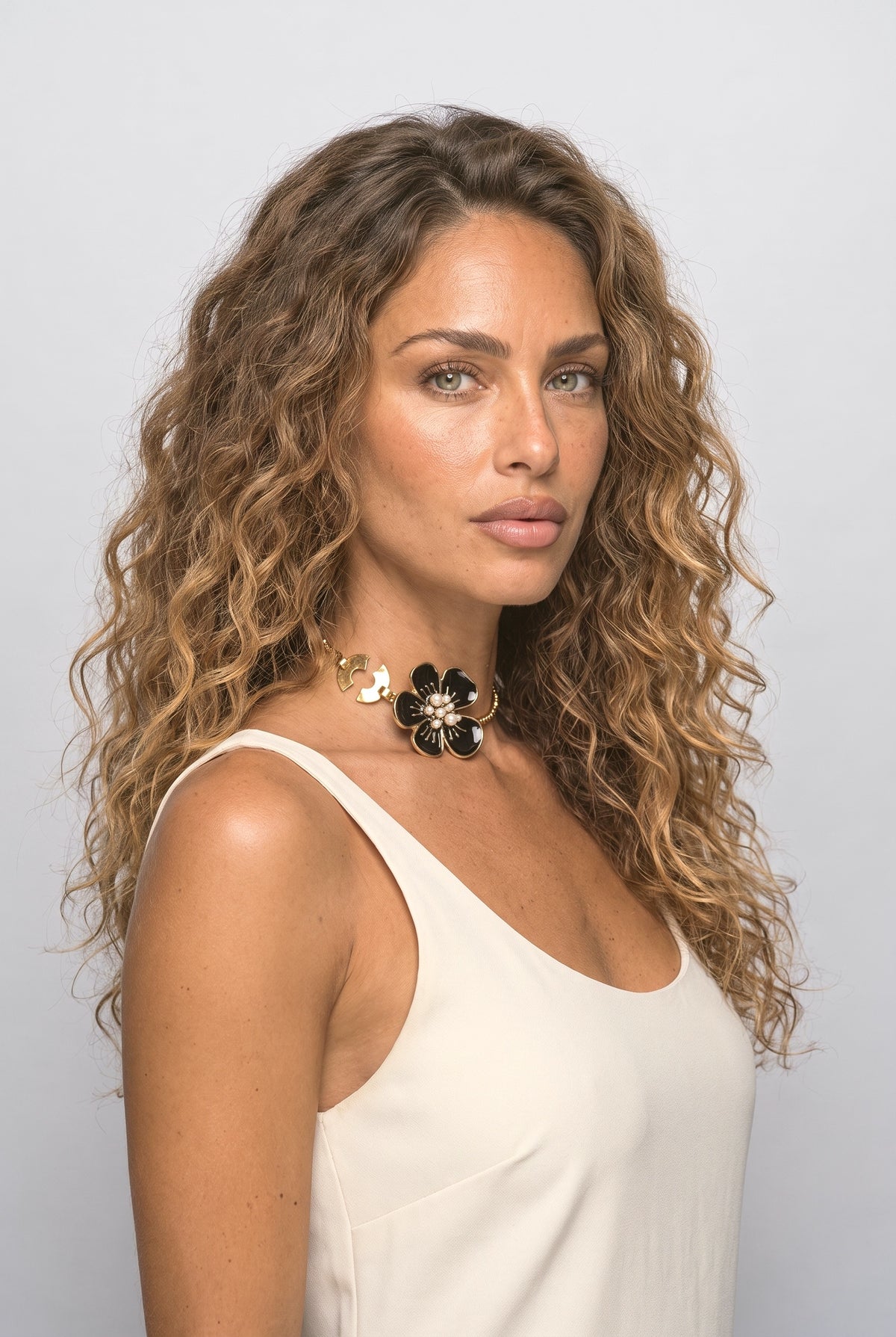 Silky Necklace, worn, shown to scale