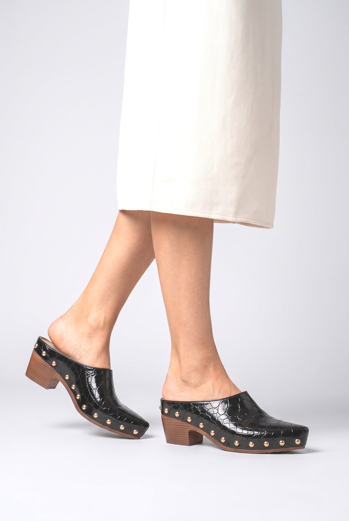 Mule Shoes, worn, shown to scale