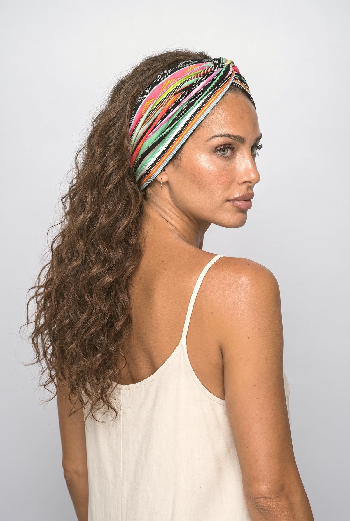 Headband, worn, shown to scale