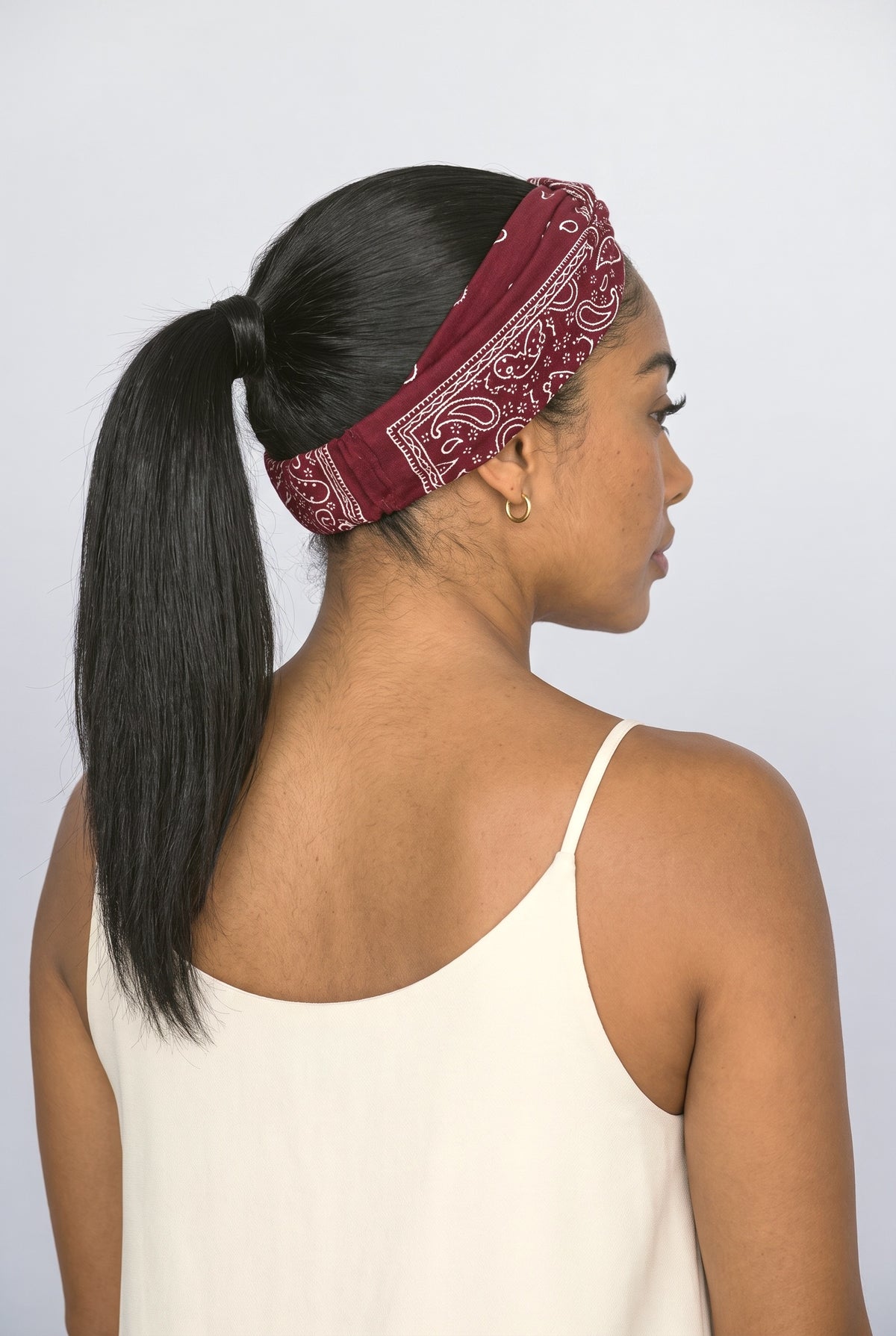 Headband, worn, shown to scale