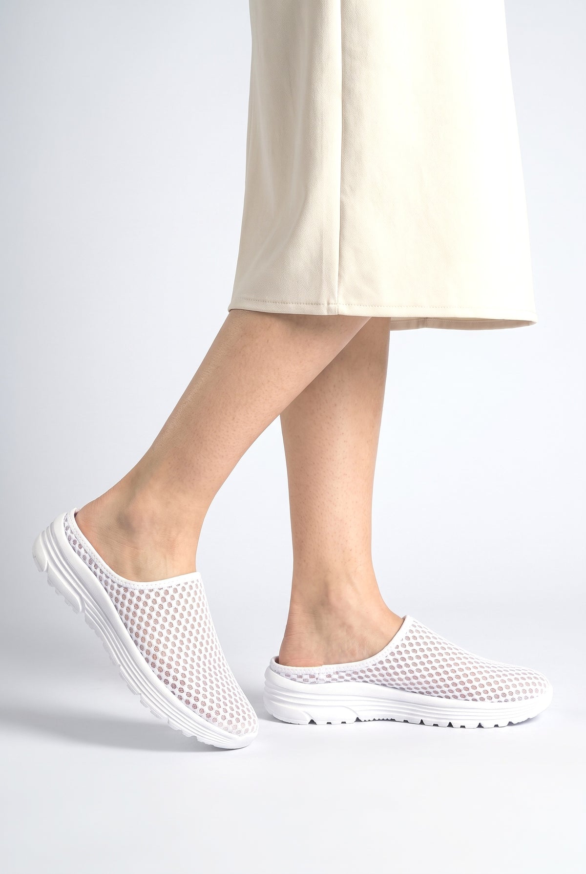 Mesh Mule Shoes, worn, shown to scale