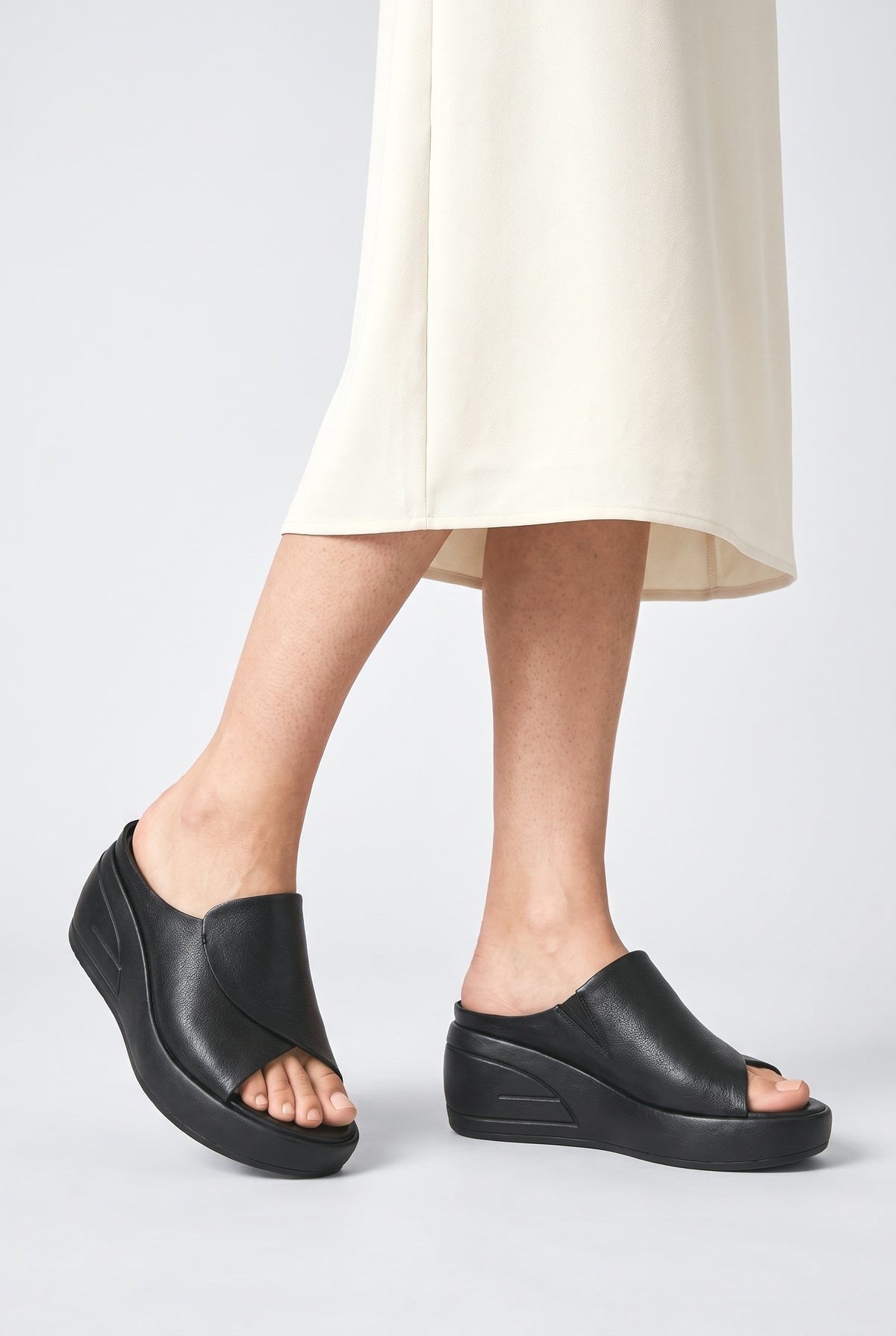 Platform Sandals, worn, shown to scale
