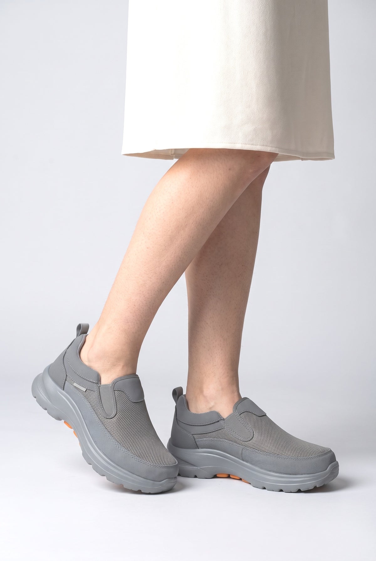 Chunky Sneakers, worn, shown to scale