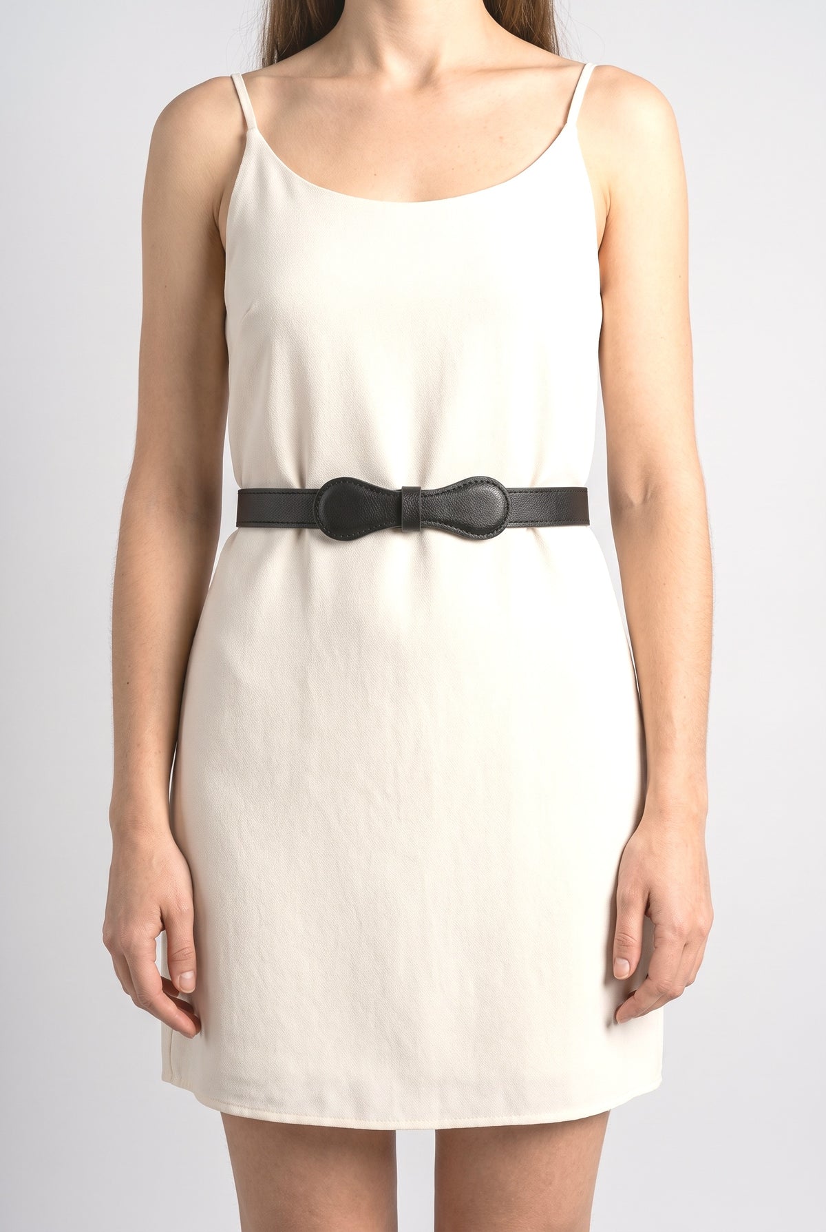 Relaxed Leather Belt Women, worn, shown to scale