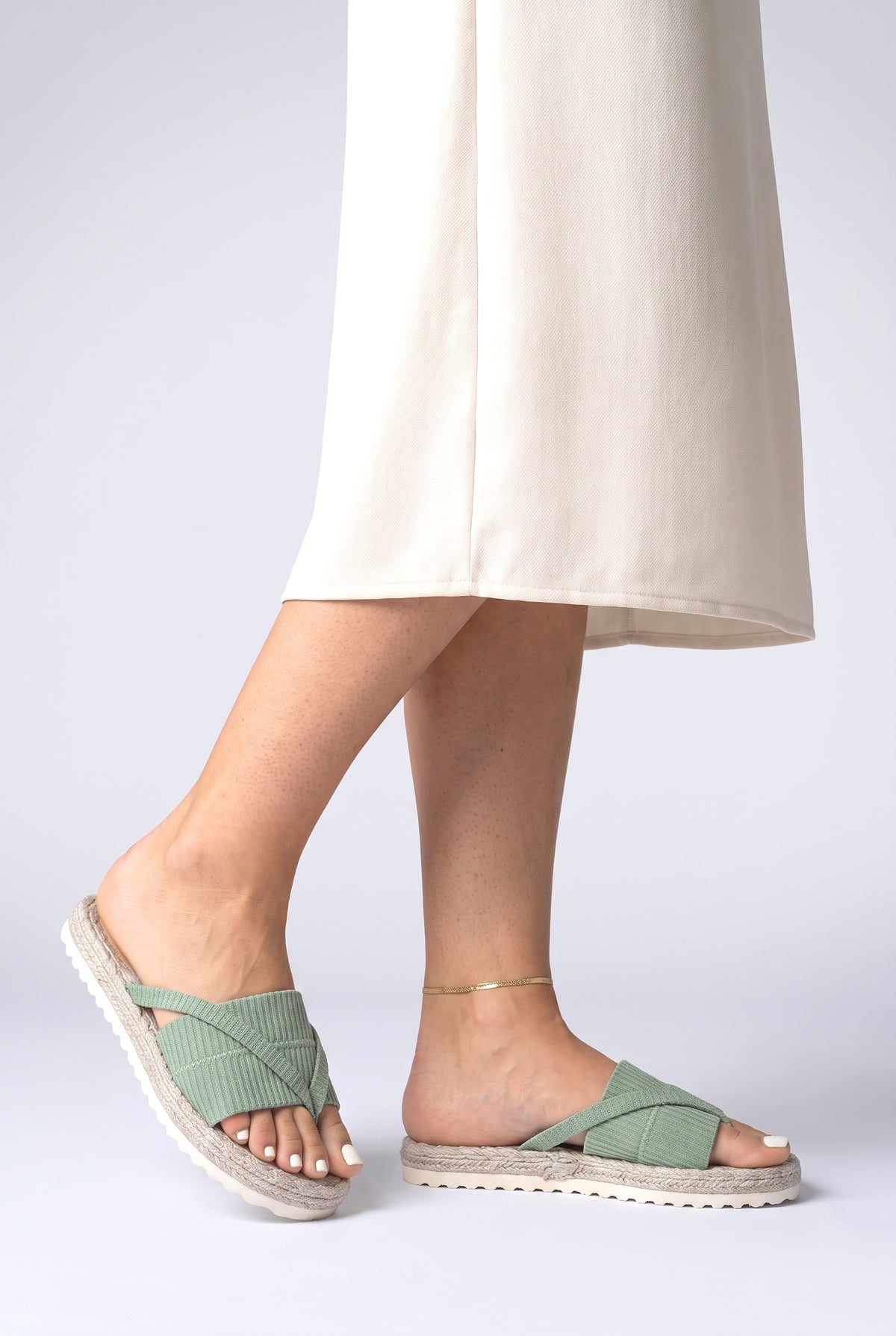 Platform Sandals, worn, shown to scale