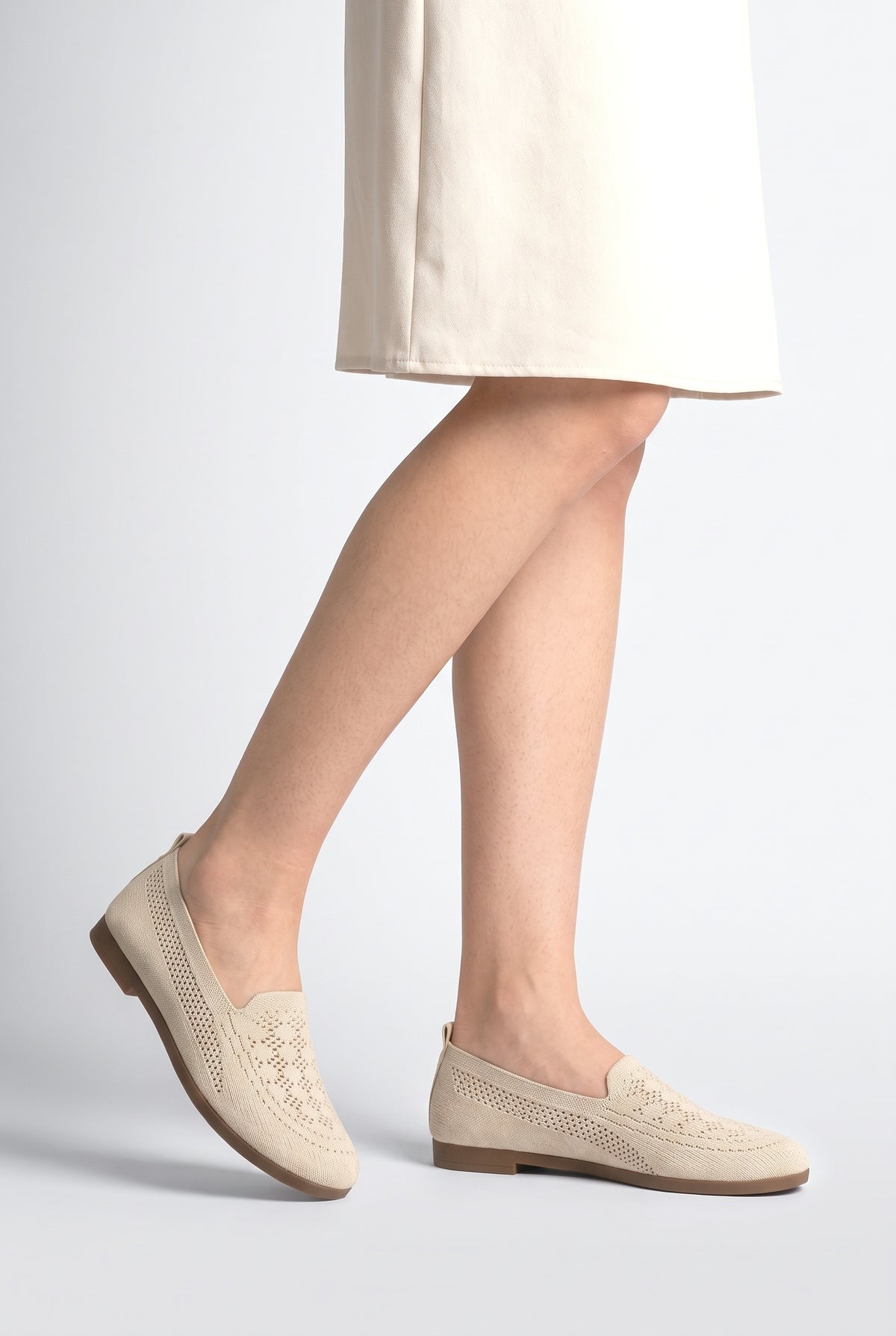 Chunky Sneakers, worn, shown to scale