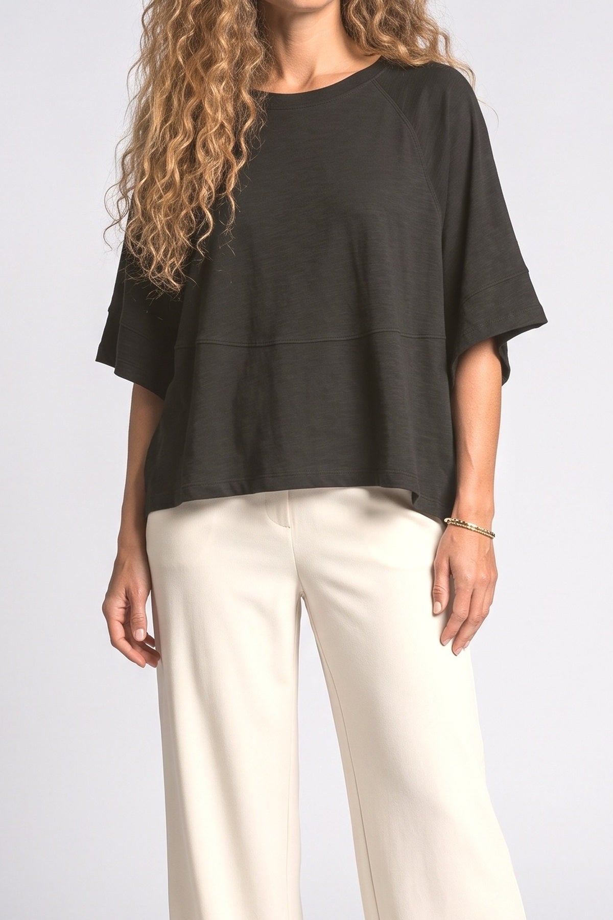 Flowy T Shirt Women, fabric detail