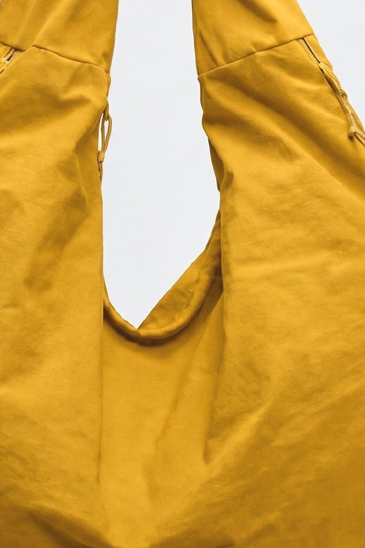 Oversized Shoulder Bag, fabric detail