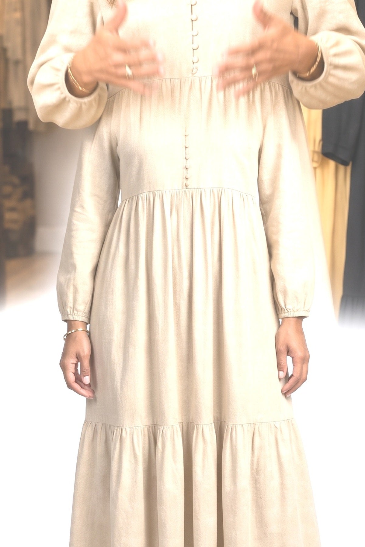 V-Neck Flowy Midi Dress, fabric detail