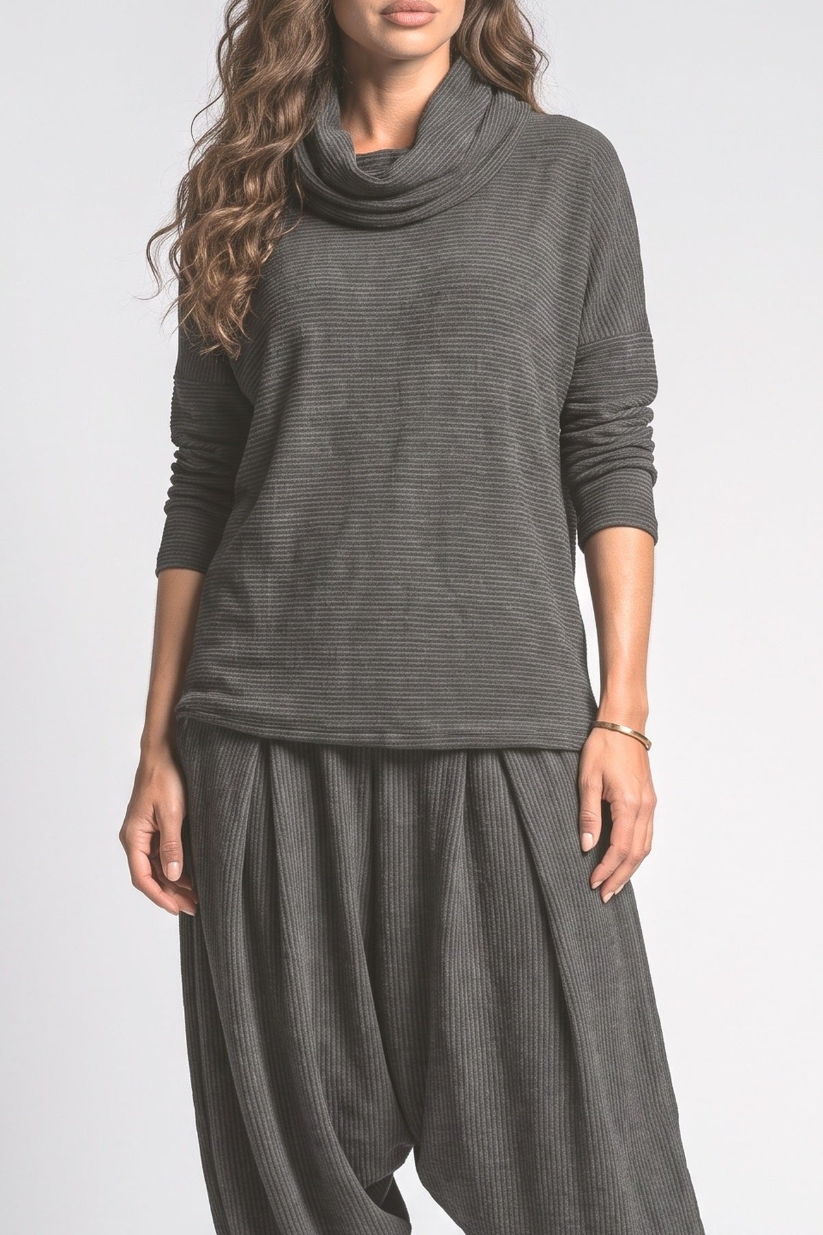 High Neck Draped Pants Set Women, fabric detail
