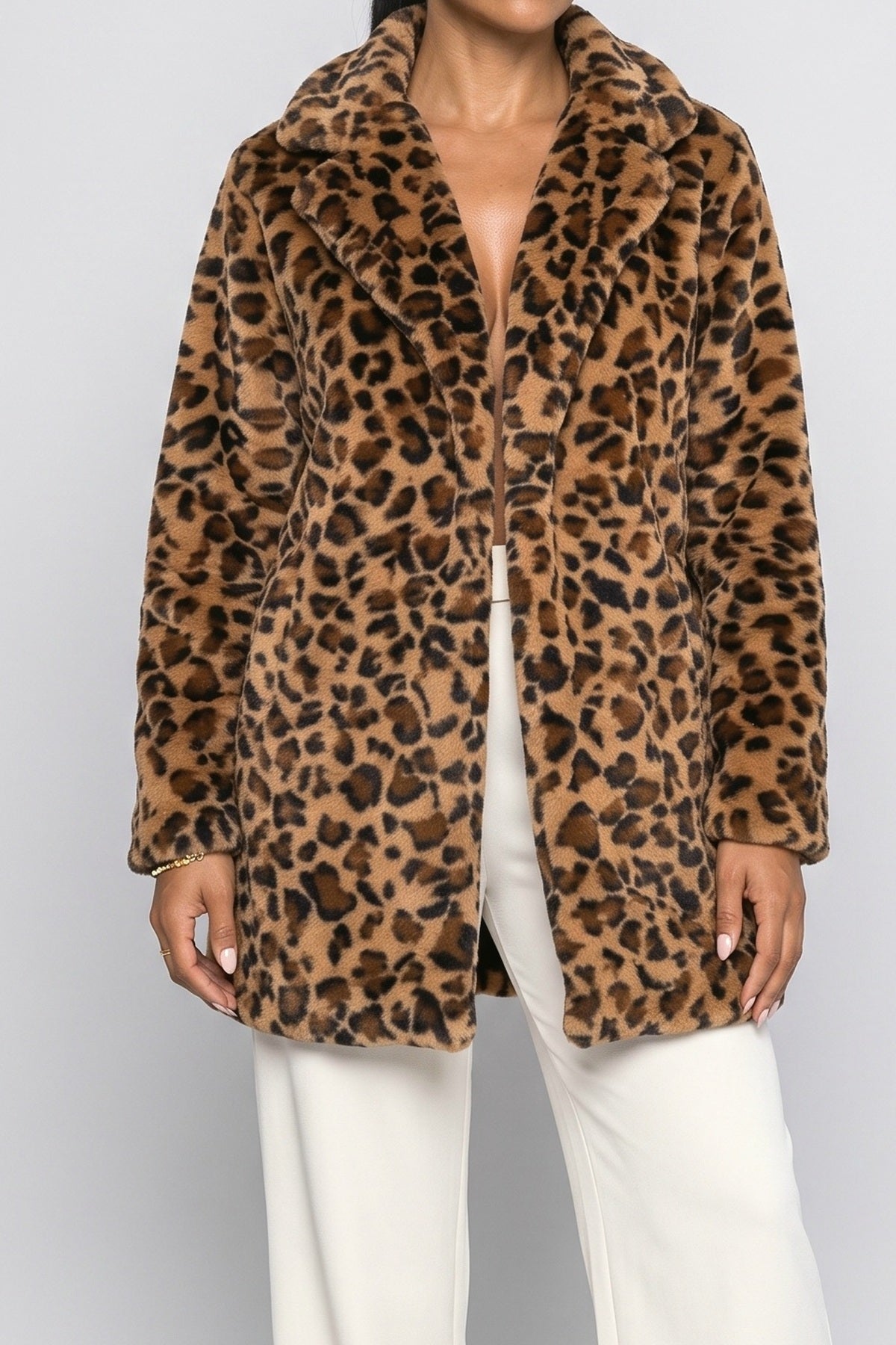 Leopard Fleece Jacket, fabric detail