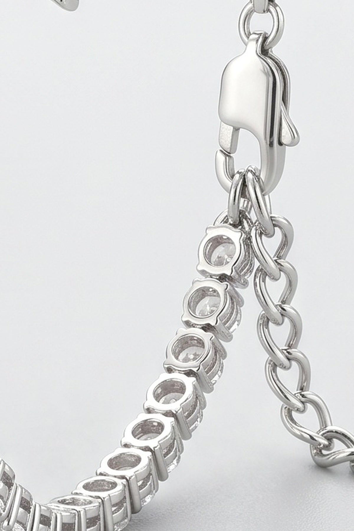 Tennis Bracelet, fabric detail