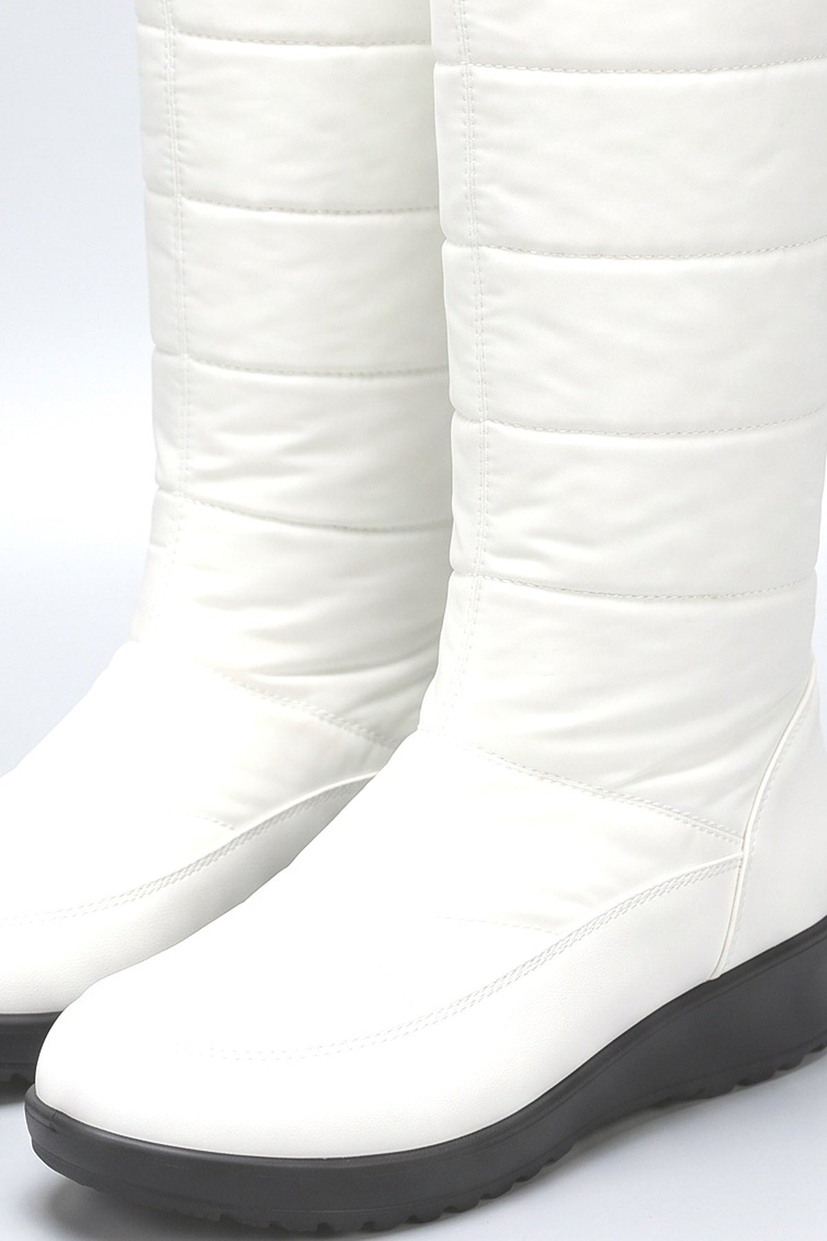Over the Knee Boots, fabric detail