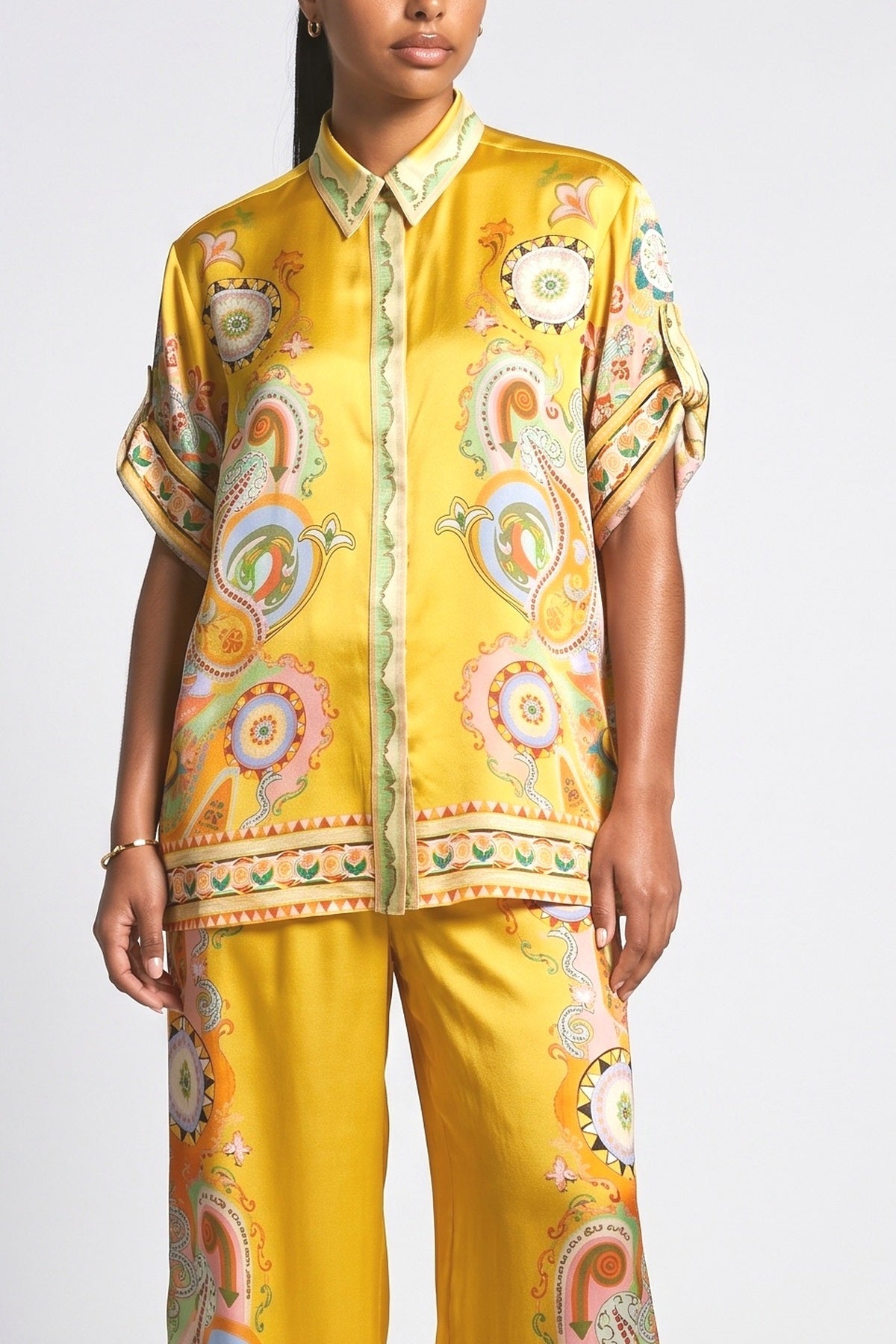 Multicolor Satin Oversized Outfit Set, fabric detail