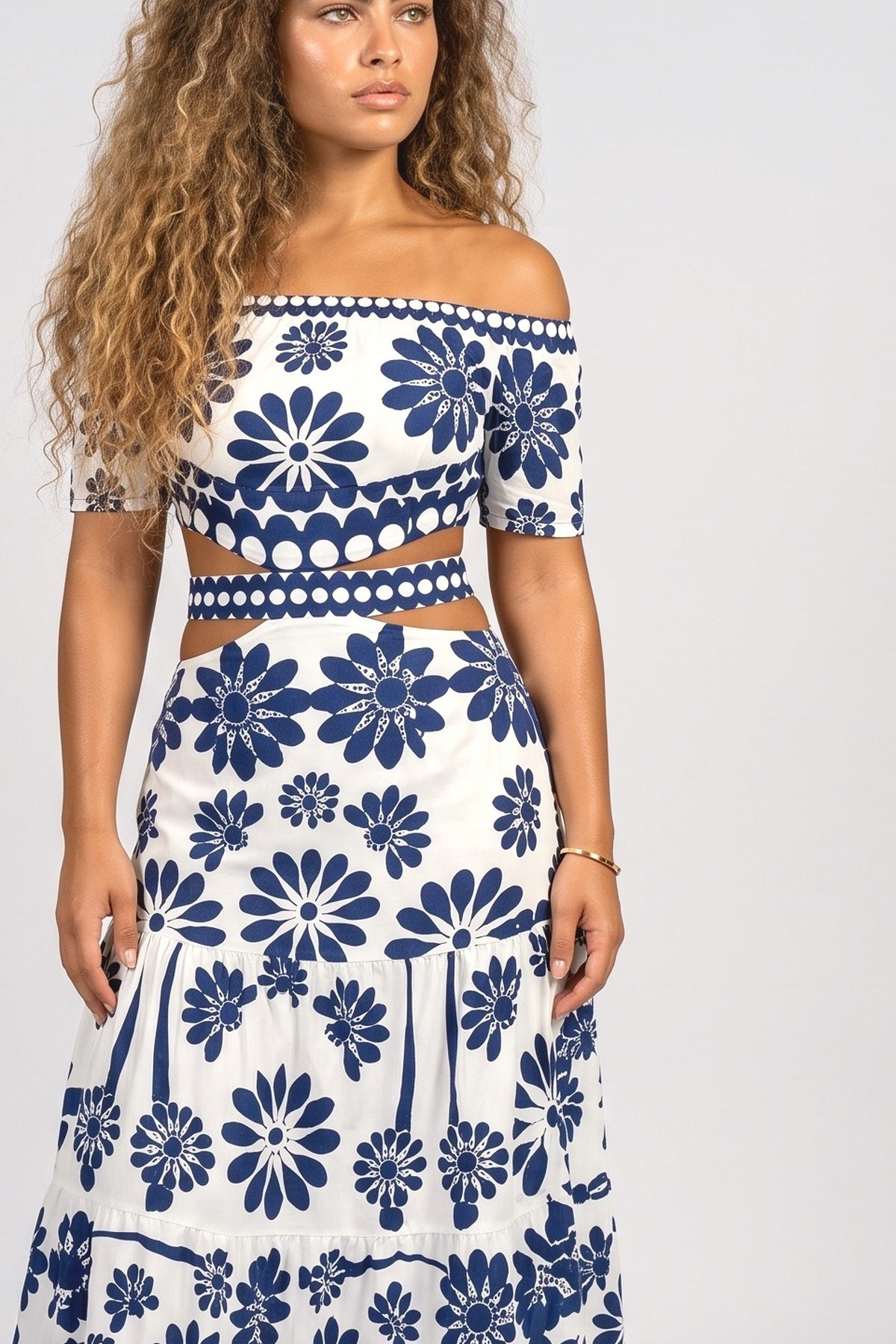 Off-Shoulder Print Two Piece Outfit, fabric detail