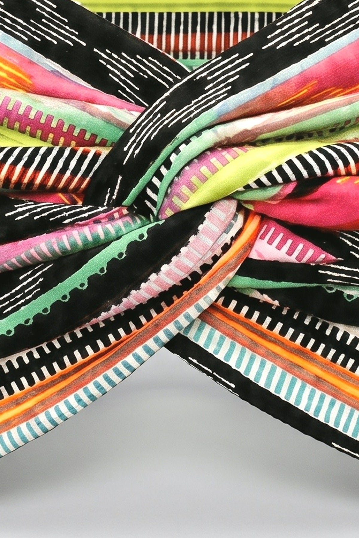Headband, fabric detail