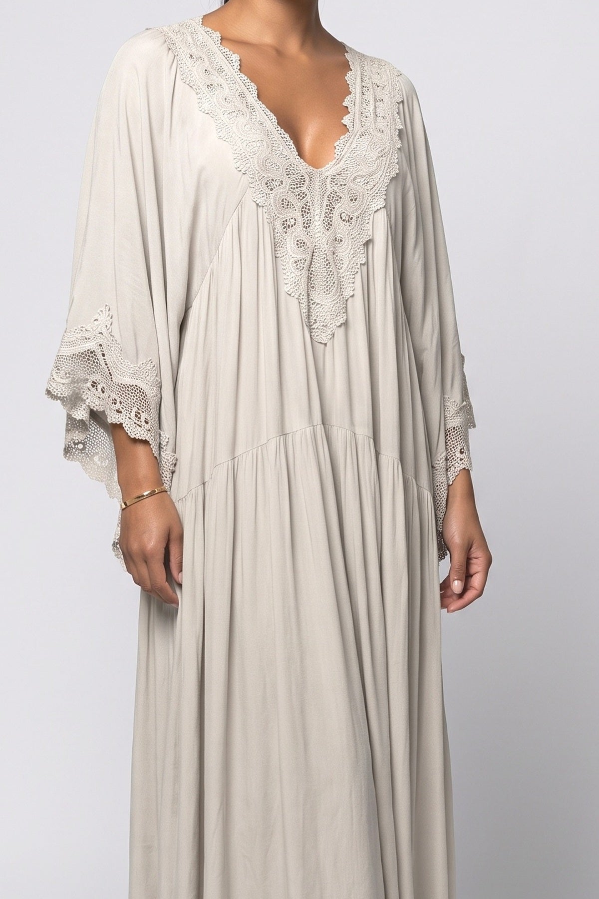 White Lace Batwing Sleeve Flowy Maxi Dress, fabric detail