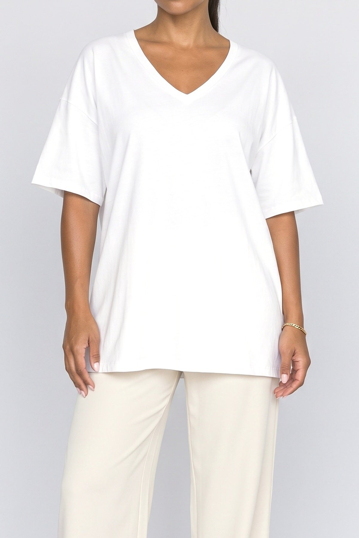 V-Neck Oversized T Shirt Women, fabric detail