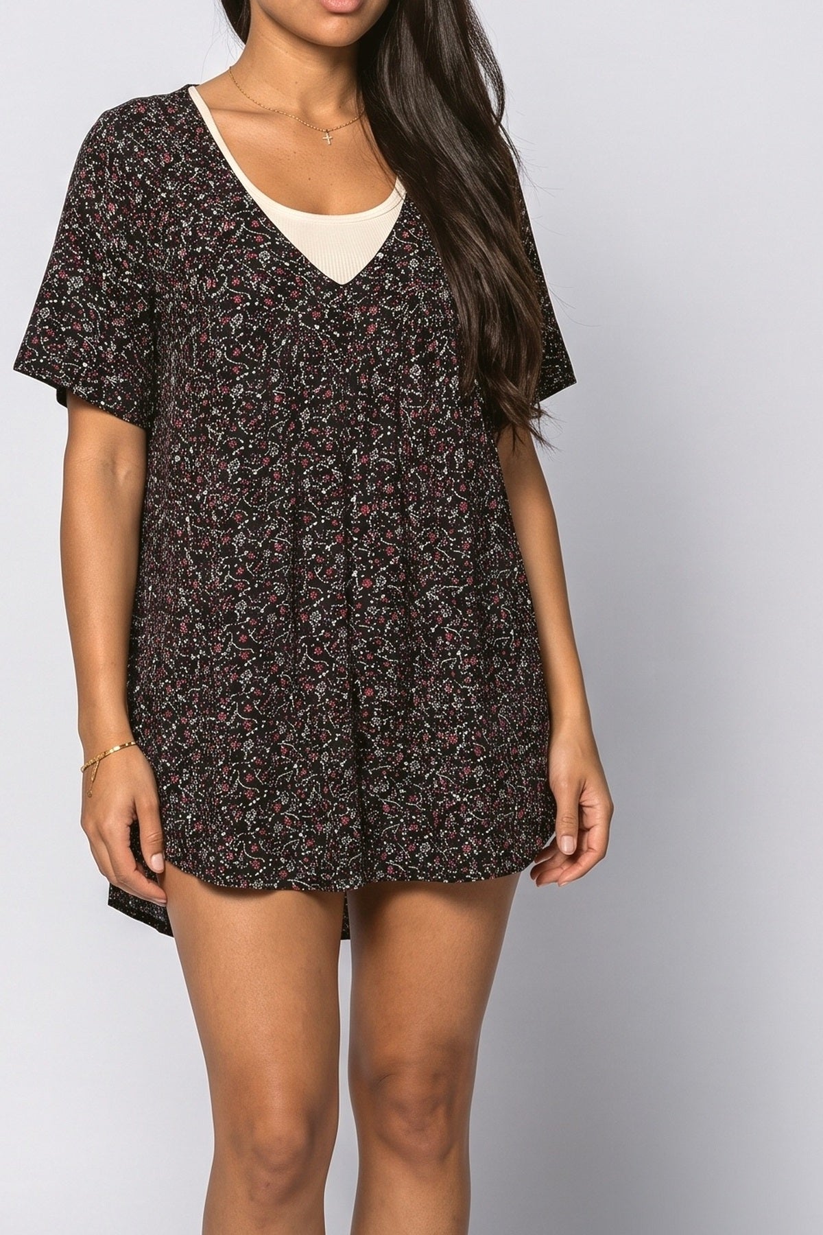 V-Neck Floral Short Sleeve Blouse, fabric detail