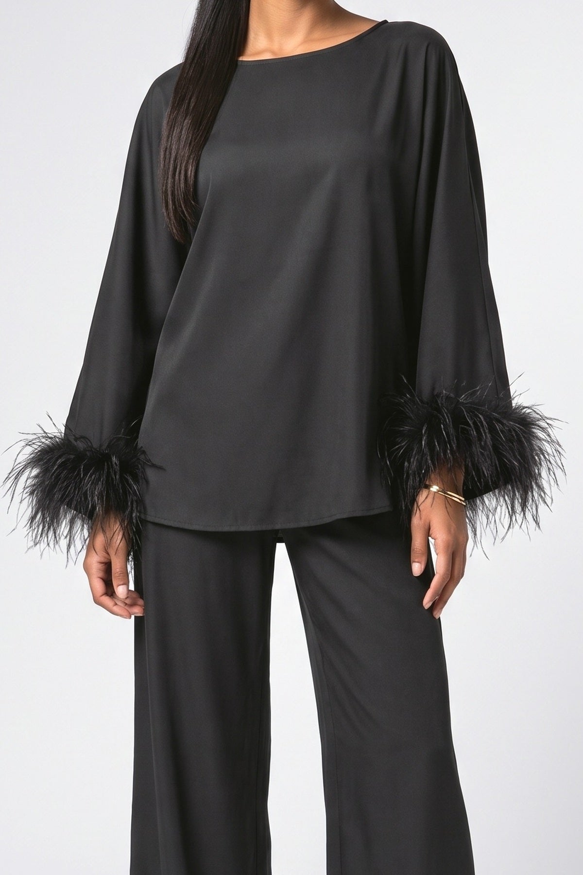 Batwing Sleeve Feather Trim Outfit Set, fabric detail