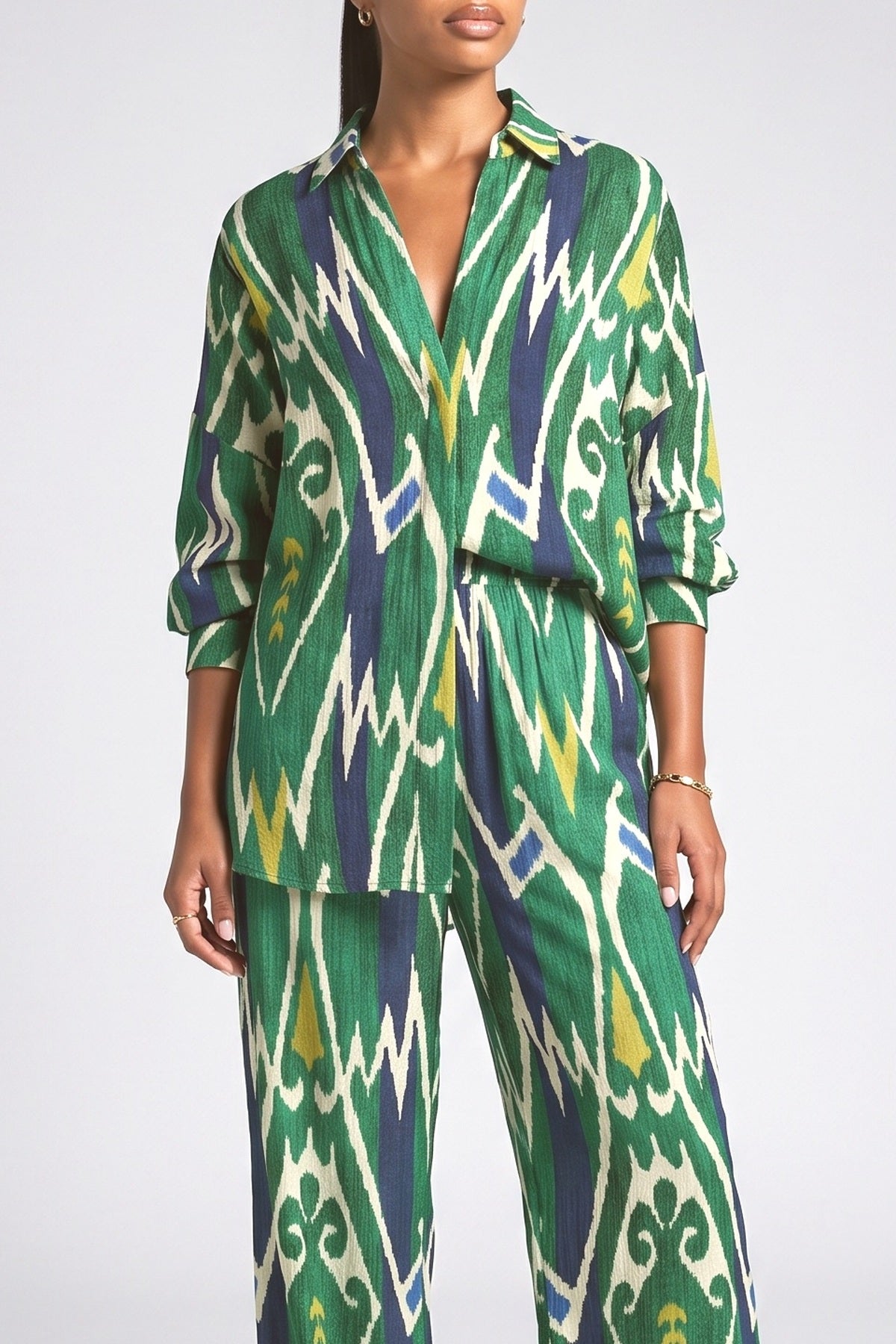 Green Print Outfit Set, fabric detail