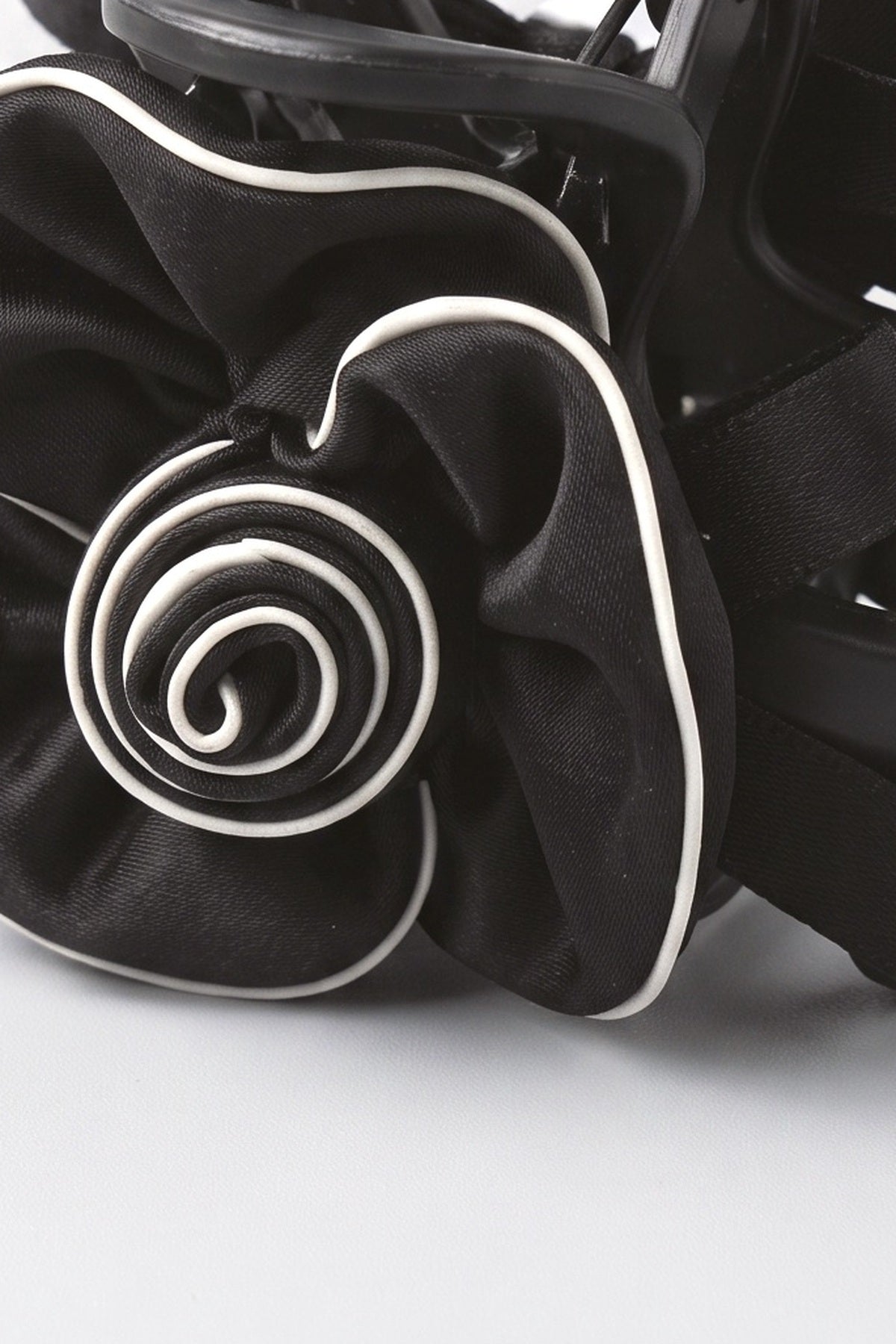 Camellia Hairpin, fabric detail