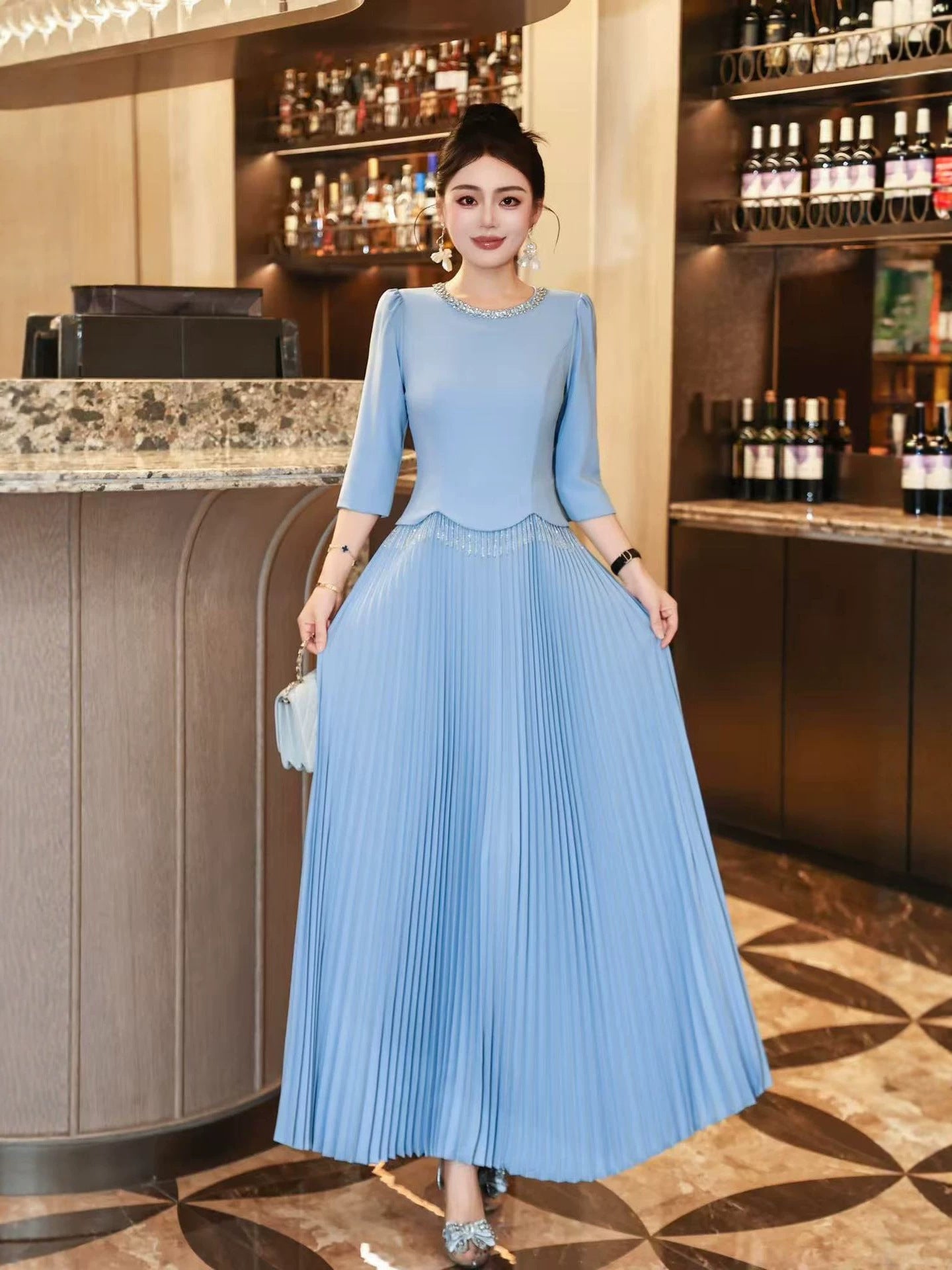 Black Round Neck Beaded Long Prom Dress