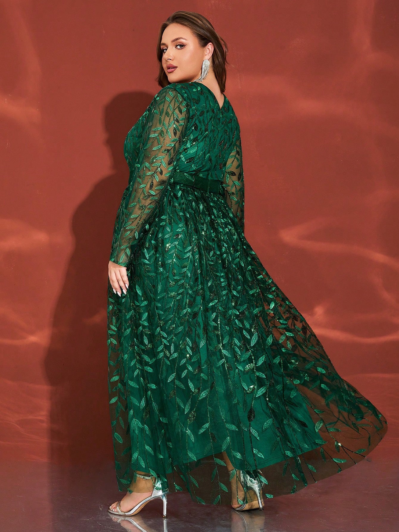 Green Tulle Round Neck Plus Size Formal Dress