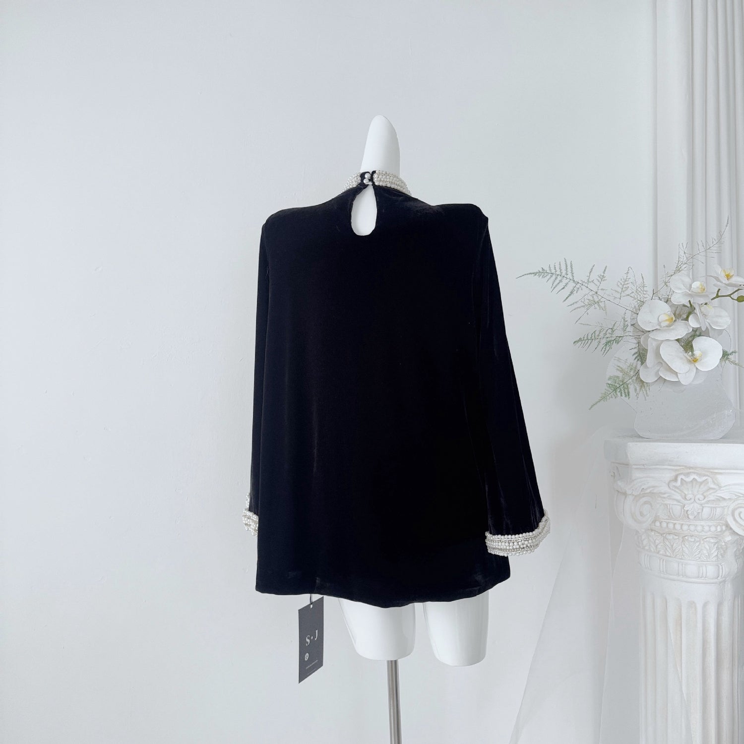 Black Velvet Lace Short Homecoming Dress